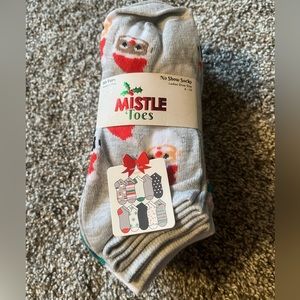 Majesty Brands Mistle Toes No Show Socks - Fits sizes 4-10 (Set of 10)